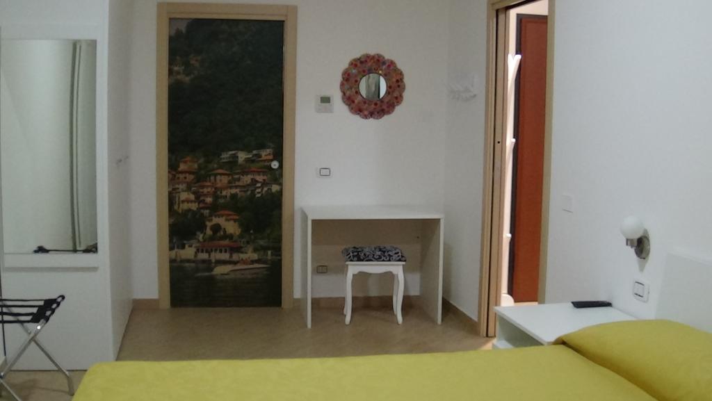 Residence Santabbondio Como Pokój zdjęcie